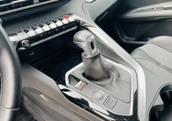 Peugeot 3008 cena 78900 przebieg: 46500, rok produkcji 2018 z Piaski małe 562